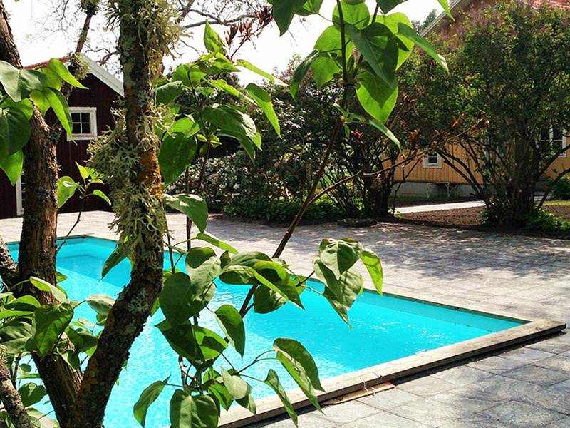 1. Bygga pool.jpg